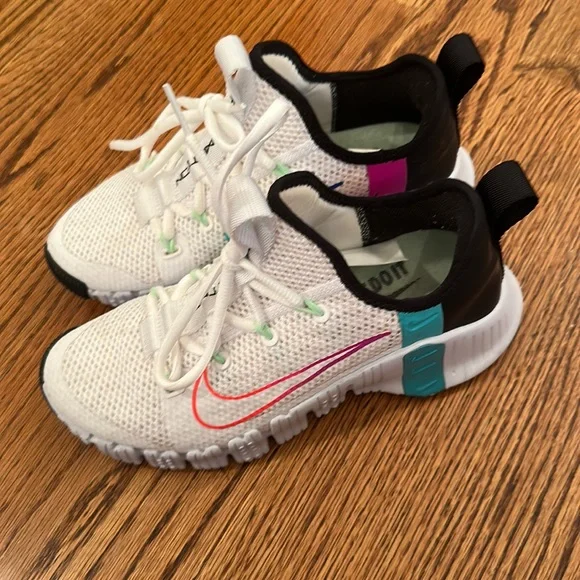 Nike Shoes Nike Women Free Metcon Flash Crimson Aqua Poshmark